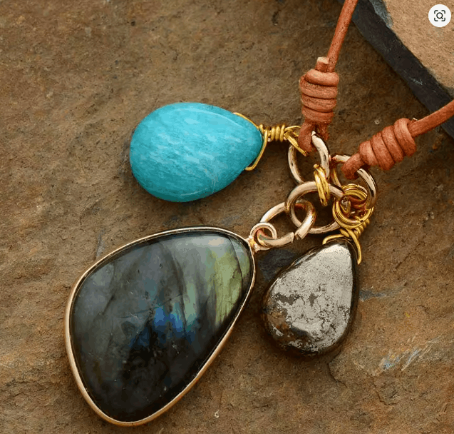 Collier Éclat Bohème – Labradorite, Amazonite & Pyrite